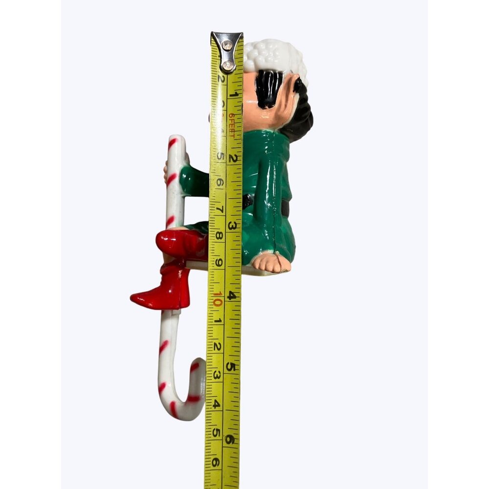 Holiday Stocking Hangers Set Of Four Vintage Plastic Hangers - Picture 9 of 15